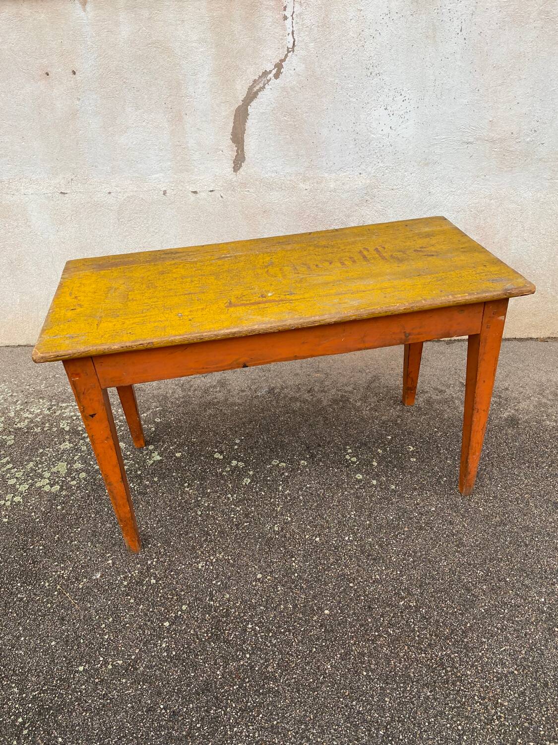 Champigneulles brasserie table