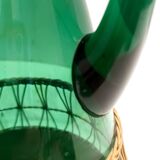 Pichet/vase vert en verre soufflé à la main et osier, Empoli, Italie
