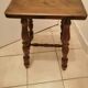 Tabouret ancien en bois