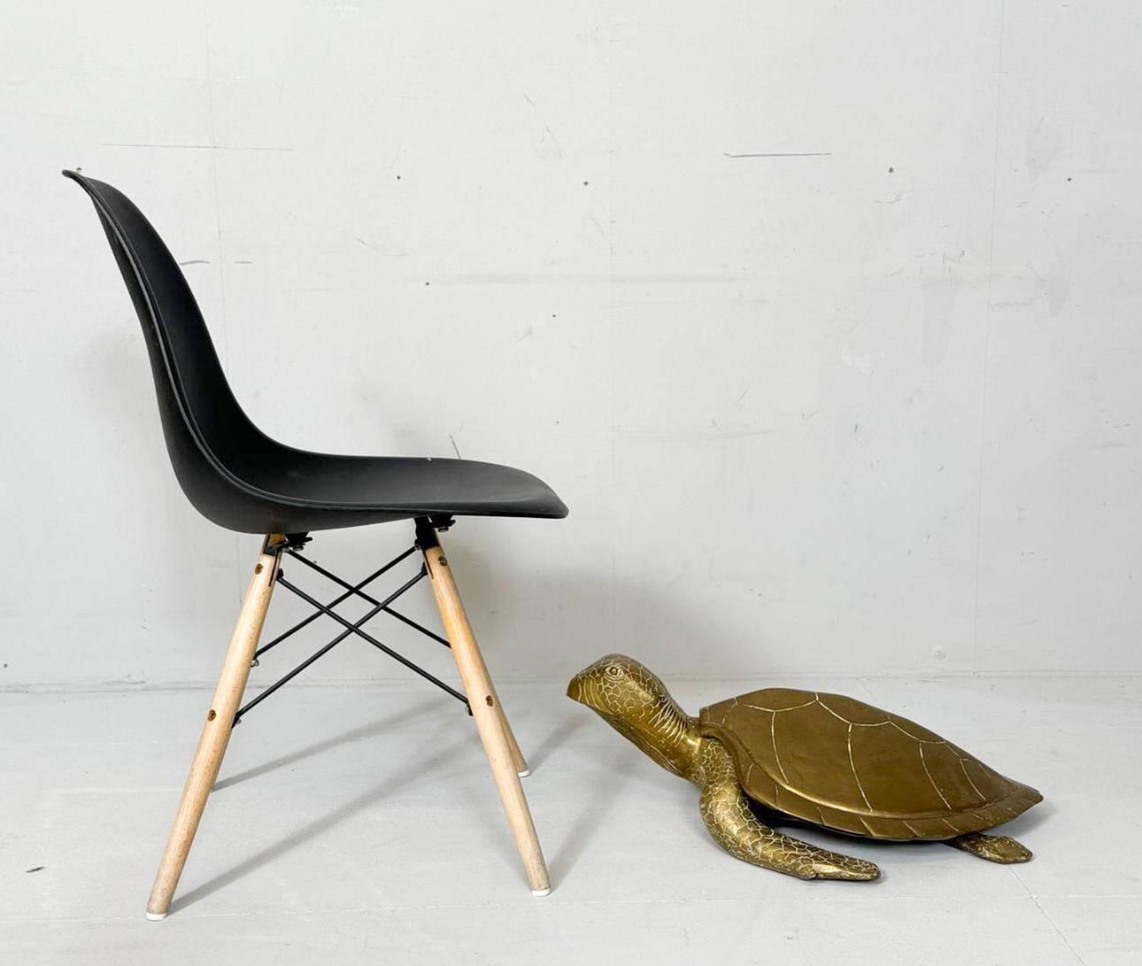 Hollywood Regency, brass turtle sculpture/box, France, 1970s