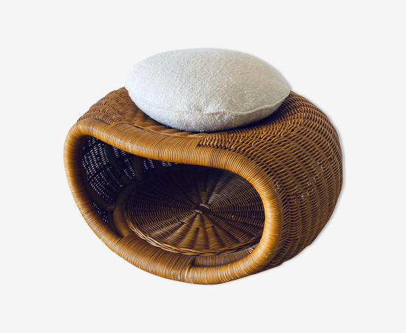 Pouf coquillage en rotin