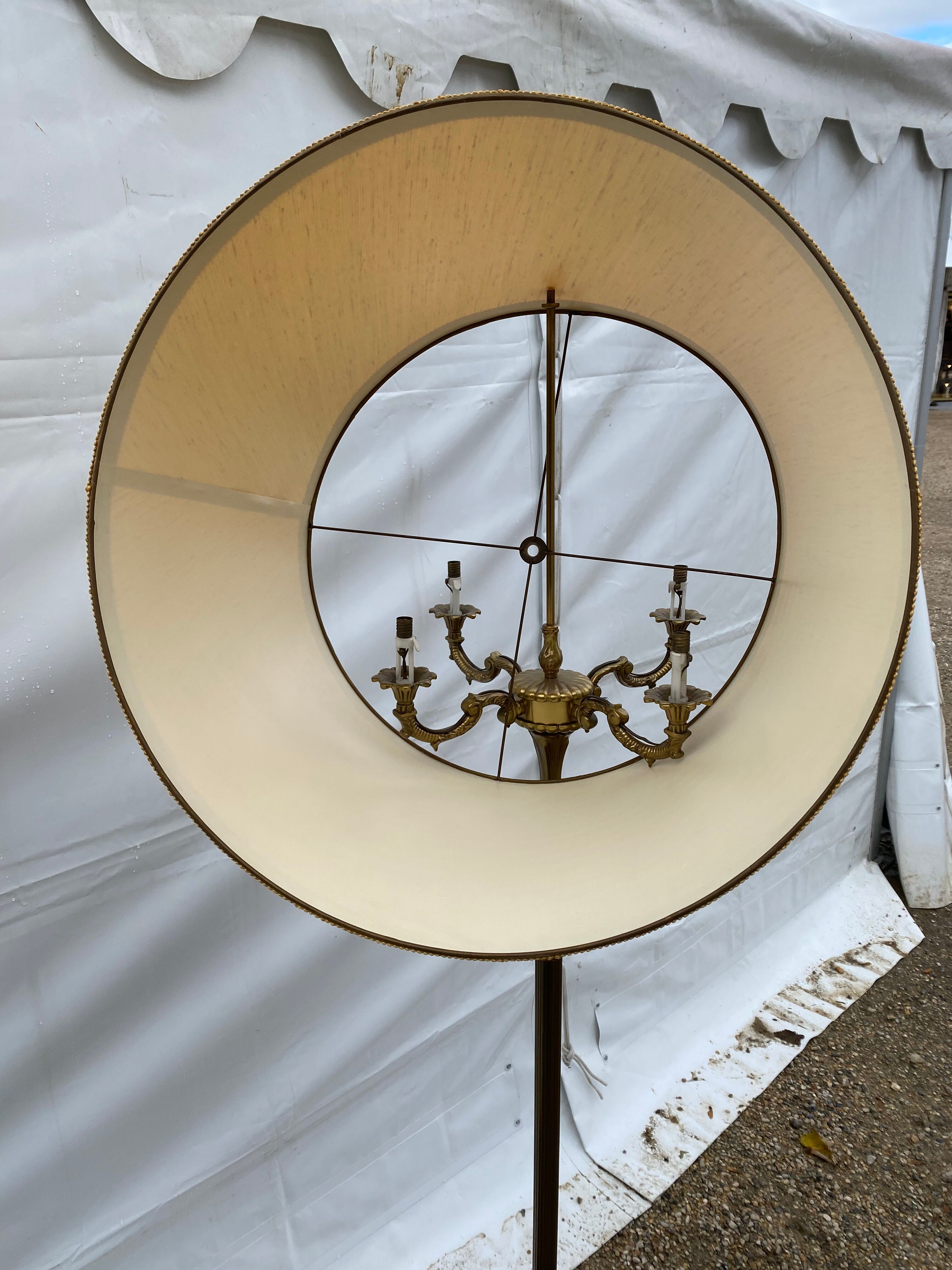 Gilded bronze parquet lamp