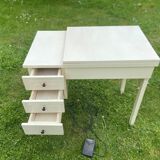 Singer sewing machine