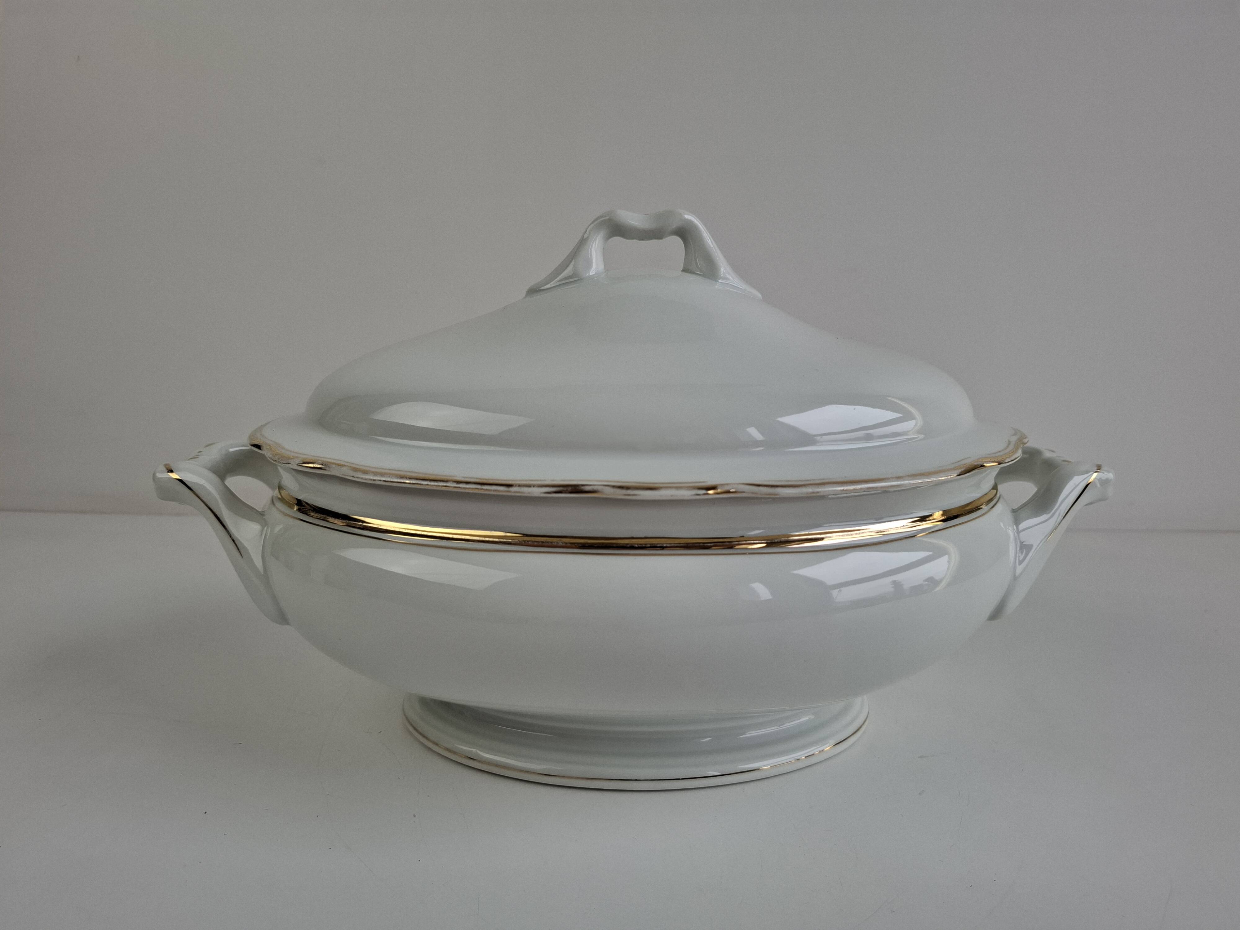 Soupière en porcelaine Art Déco tchécoslovaque des années 1930 par Duchcov Eduard Eichler