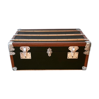 Ancienne malle de voyage