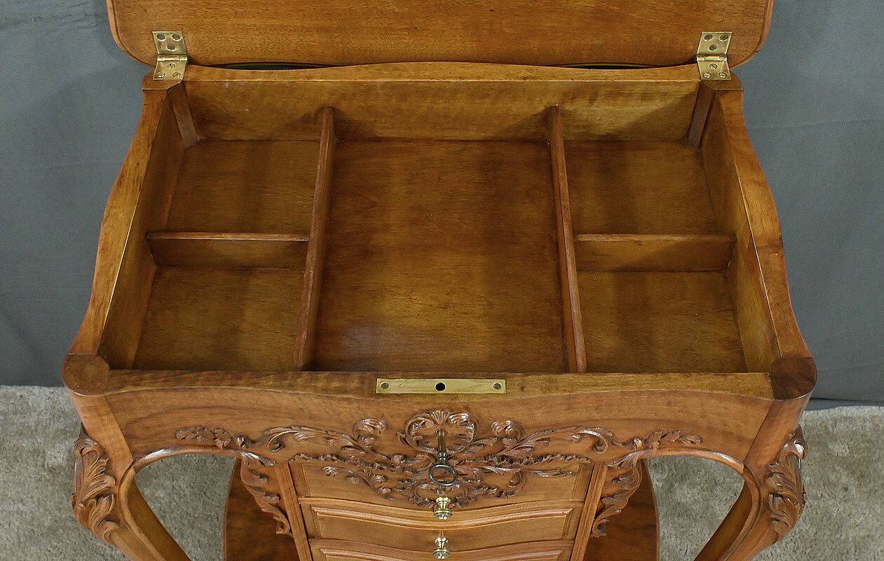 Walnut Coffee Table, Louis XV Style – Early 20th Century