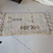 Vintage Moroccan wool rug