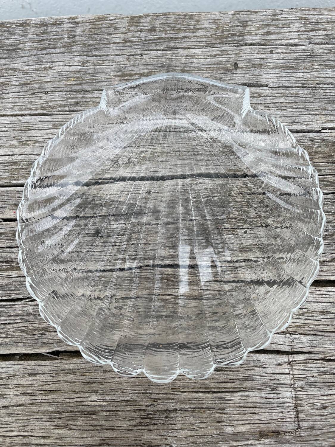Vintage glass shell bowl