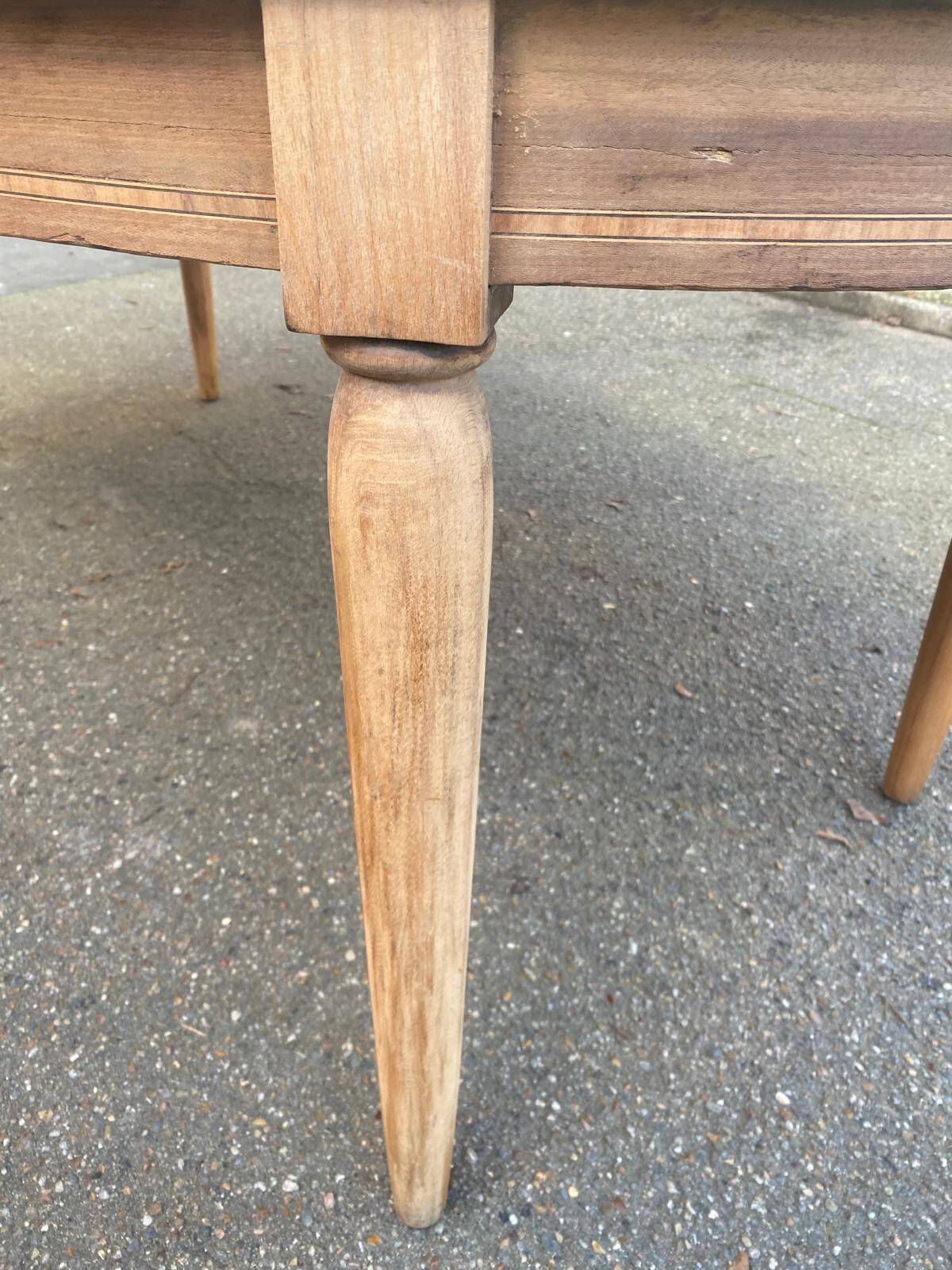 Renovated Louis Philippe round extendable dining table from the 18th century, 205cm.