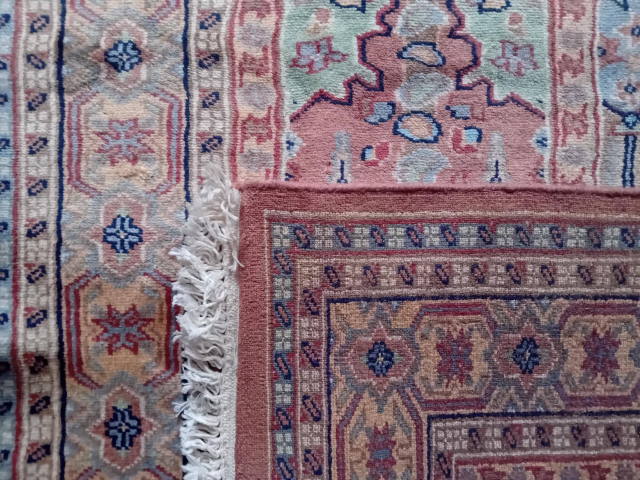 Handmade Pakistani Kafkazi Rug 183x129cm