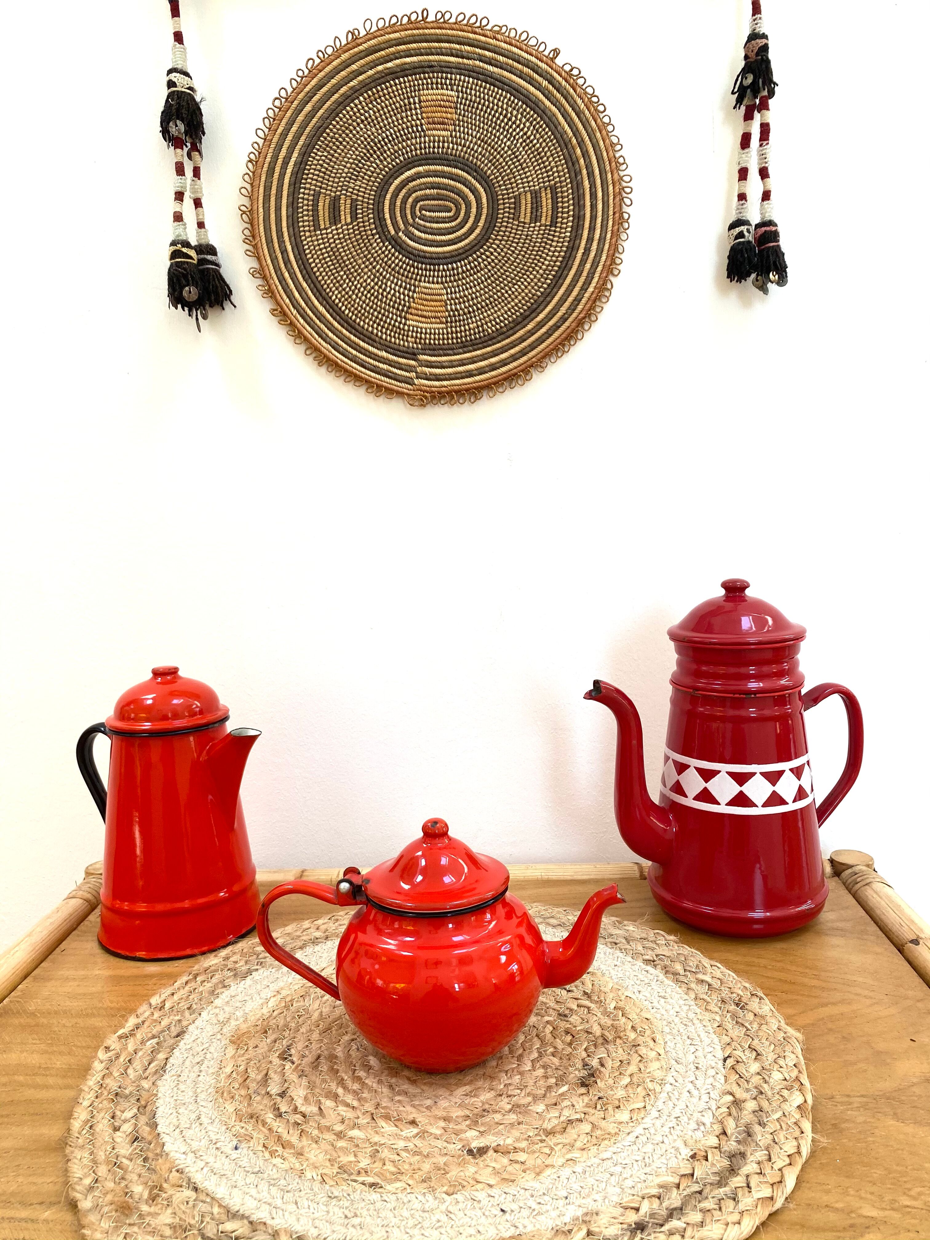 Enamelled teapot from the 70s