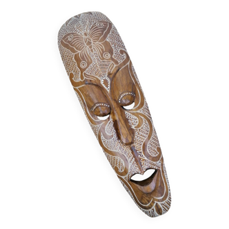 Masque tribal africain en bois sculpté à la main