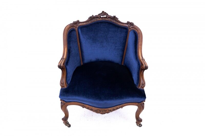 Antique pair of armchairs from the second half of the 19th century, France. After renovation.