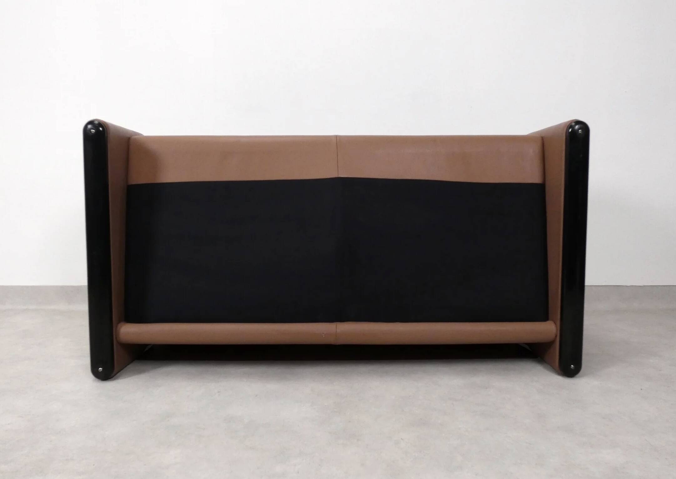 Cassina Maralunga 2 seater in mocca colored leather