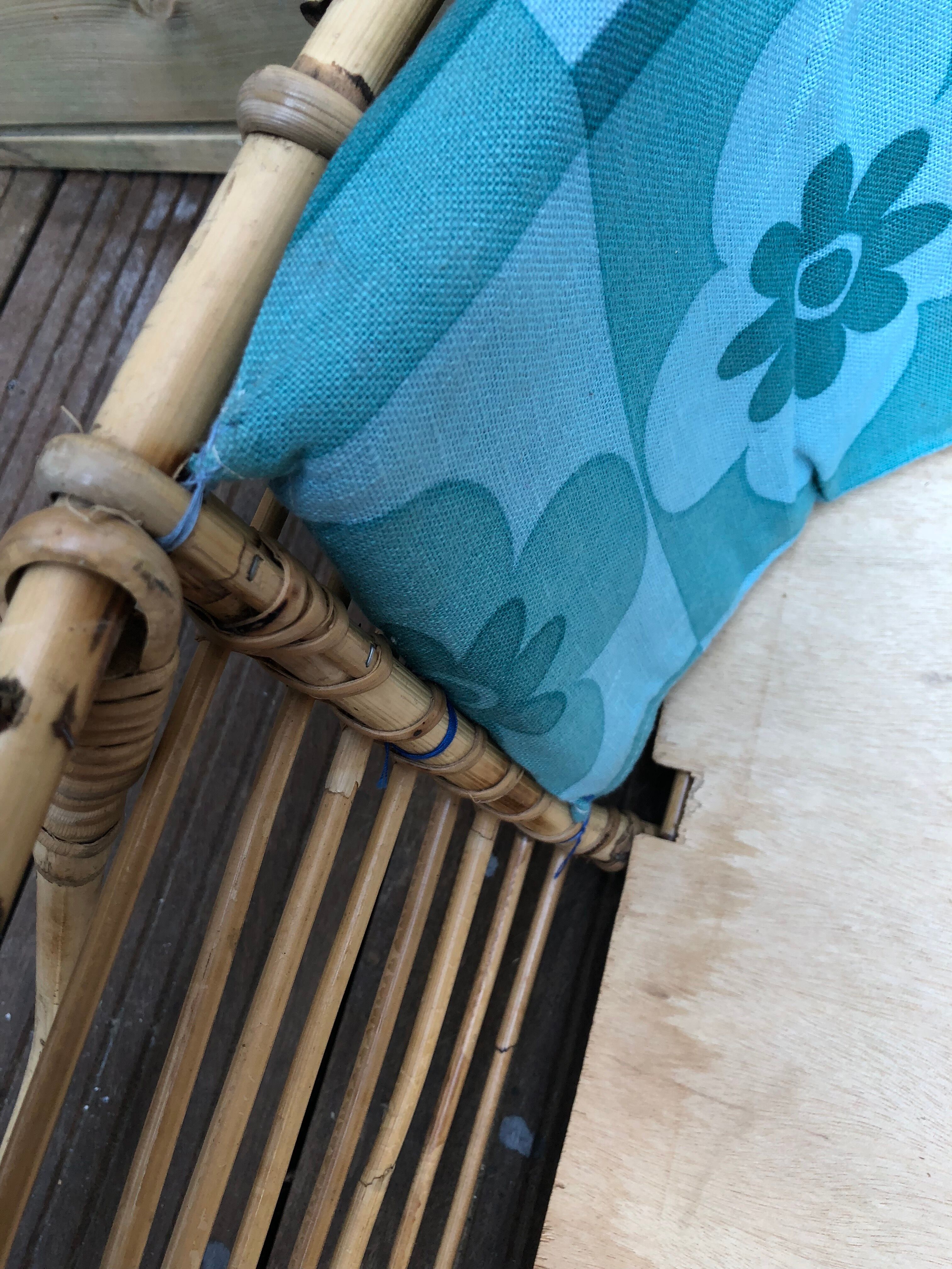 Wicker bassinet cradle