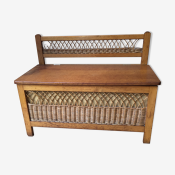 Toys or bench into rattan and wood chest