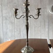 Grand vintage chandelier