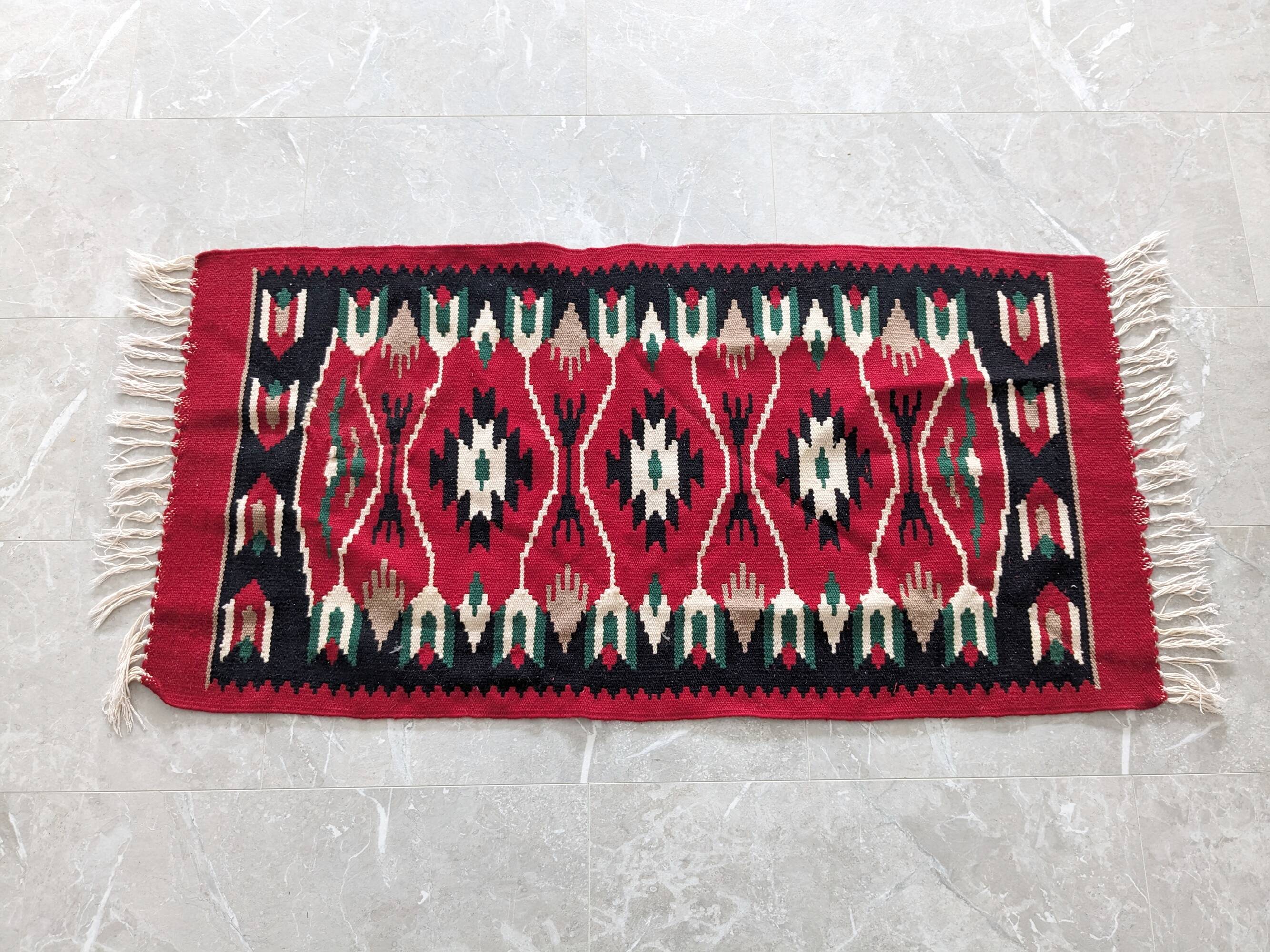 Vintage kelim rug