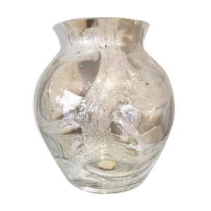 vase en cristal inclusion