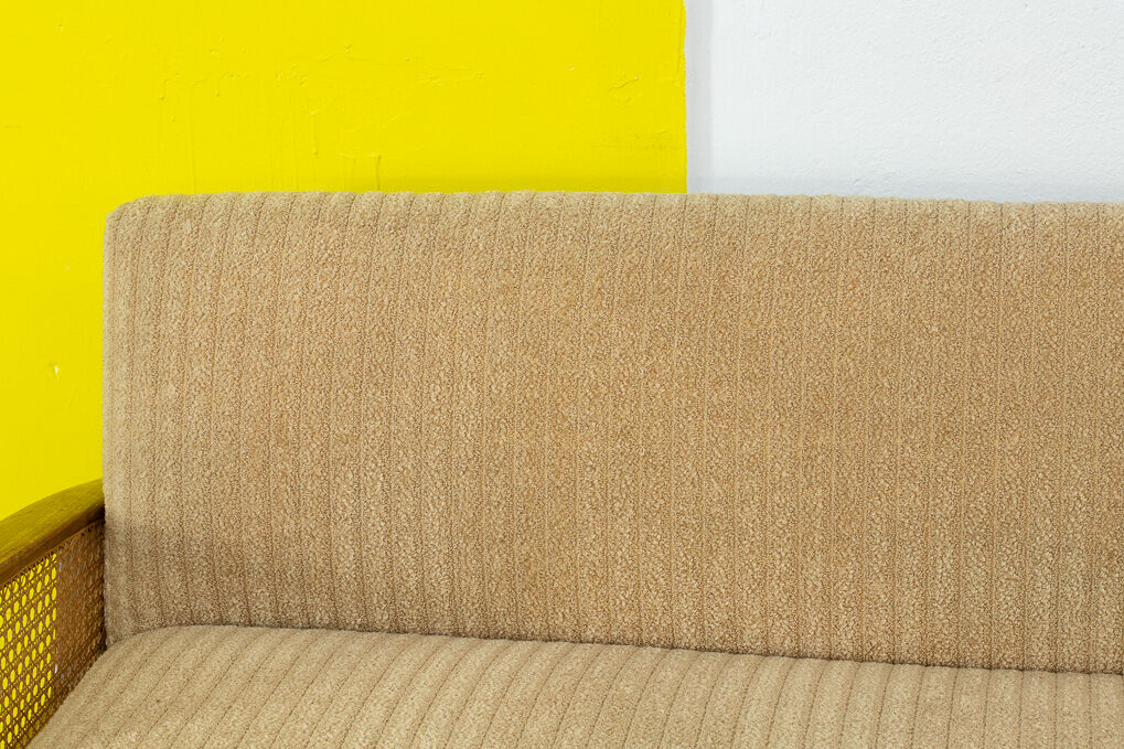 Scandinavian sofa – 172 cm