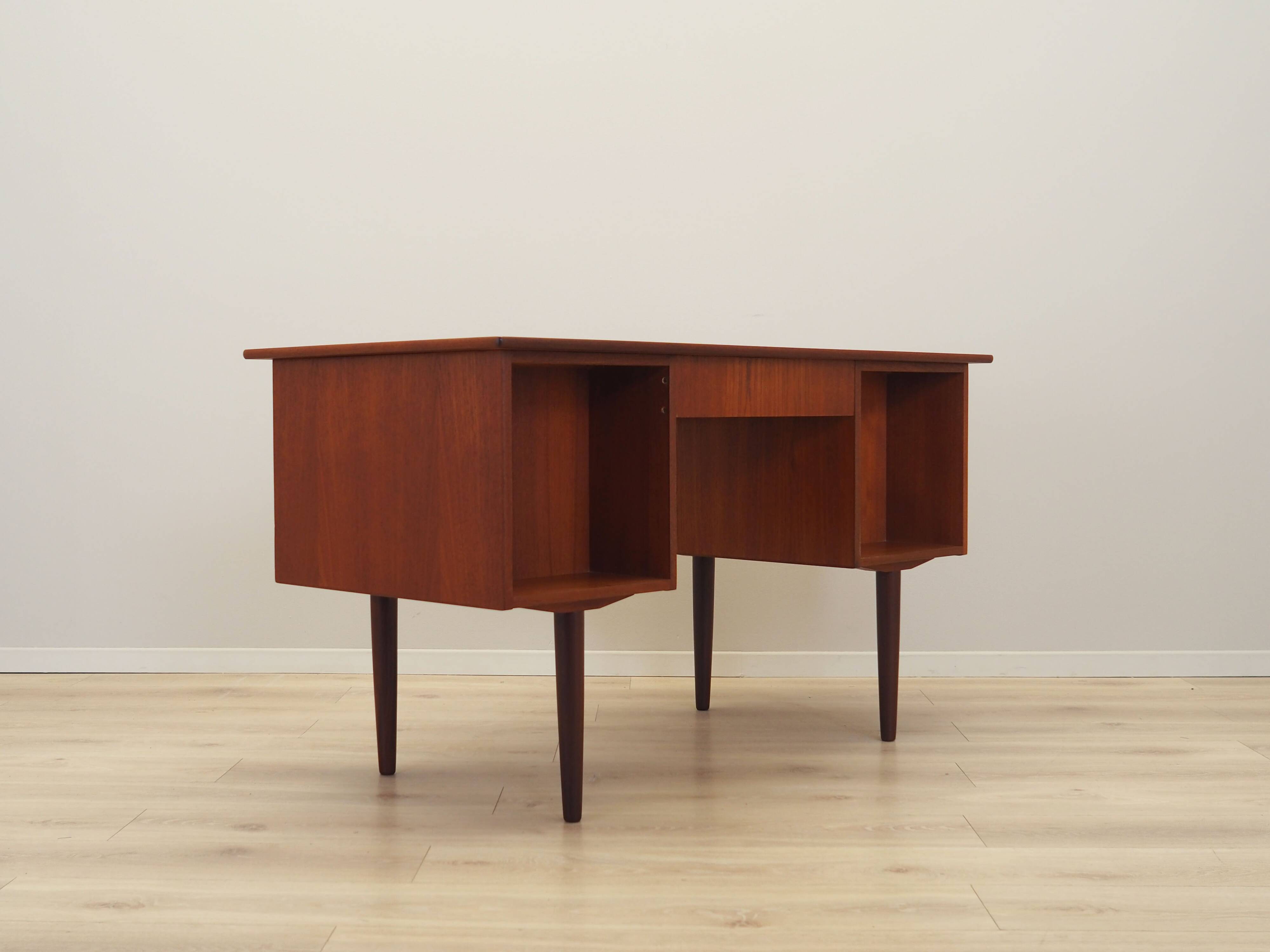 Teak desk, Danish design, 1970s, production: Denmark