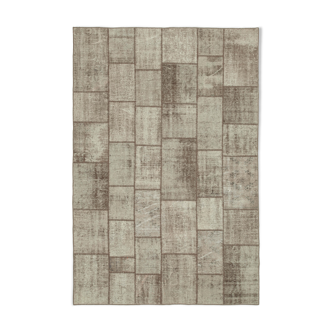 Handwoven oriental overdyed 202 cm x 297 cm brown patchwork carpet