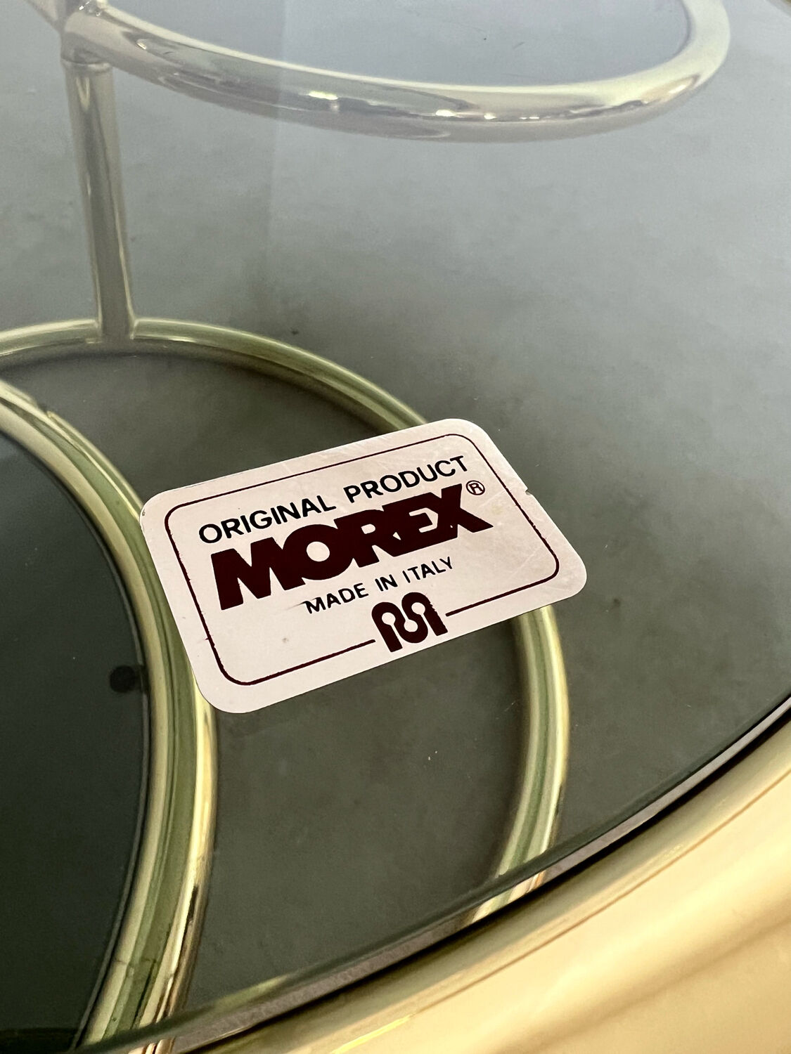 Three-level swivel coffee table in morex design brass Milo Baughman italy