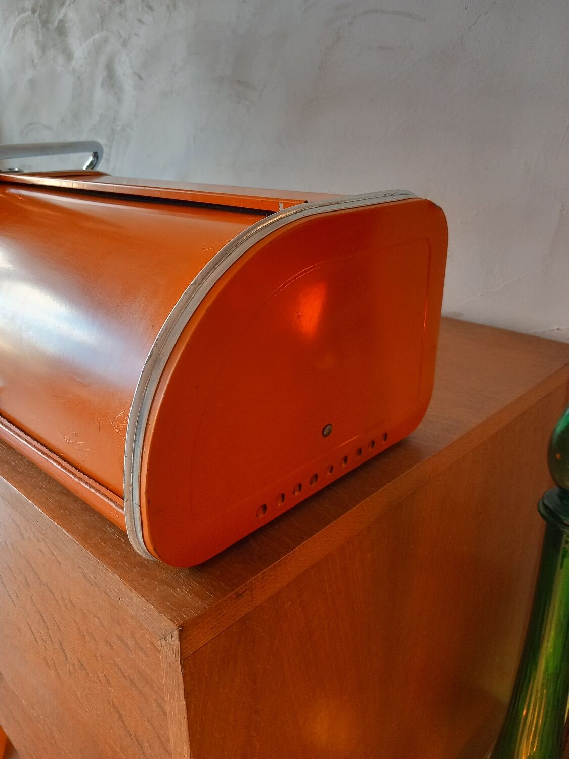 Nightingale bread box