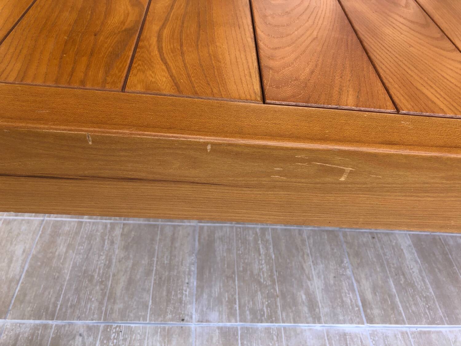 Maison Regain table and 4 chairs