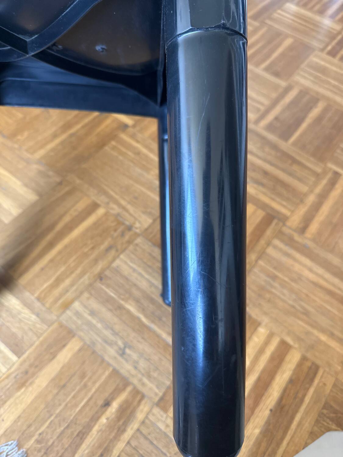 Kartell chair 4875 designed by Carlo Bartoli