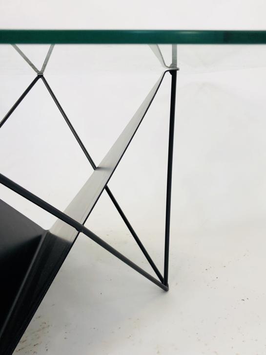 Table basse verre fil acier années 80