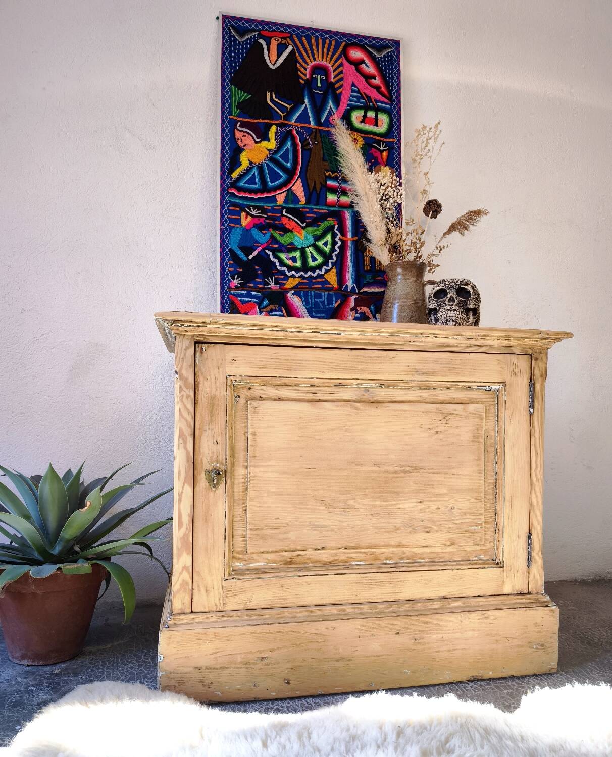 Confiturier, buffet ancien en sapin