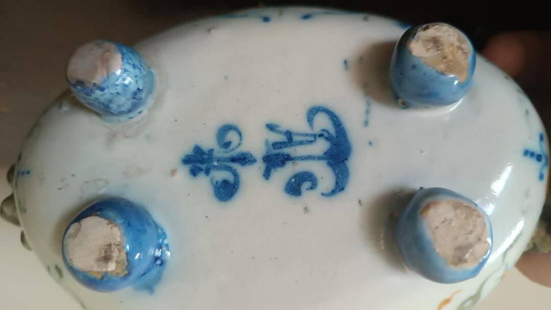 Antique centrepiece in 18th-century faience