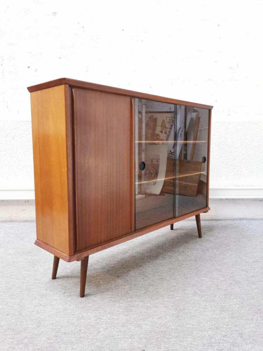 Compass foot showcase