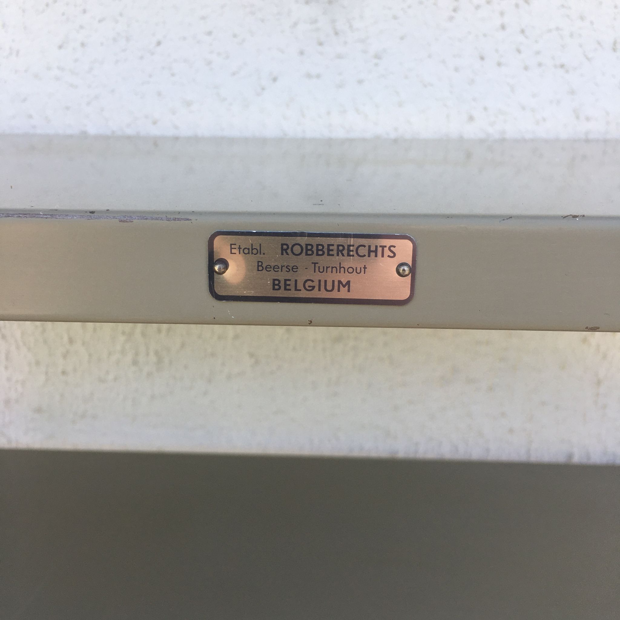 Desserte industrielle en métal