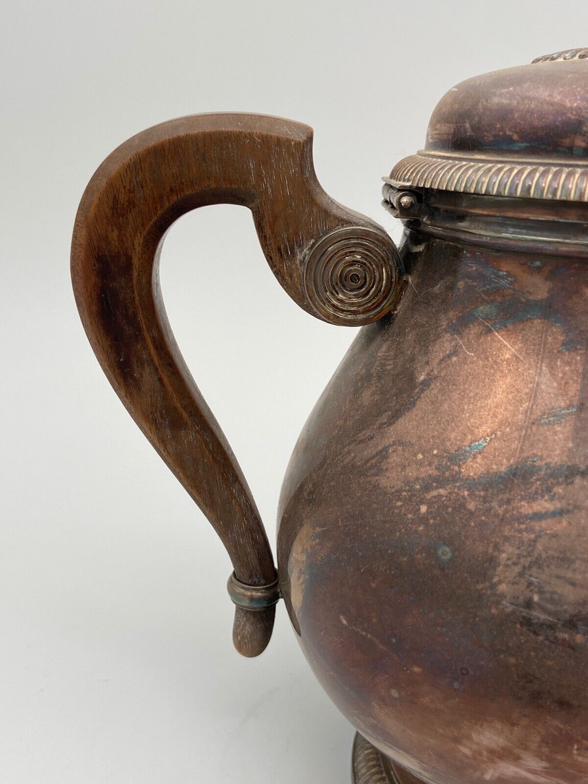 Theiere ou verseuse gallia christofle en metal argente prise bois france