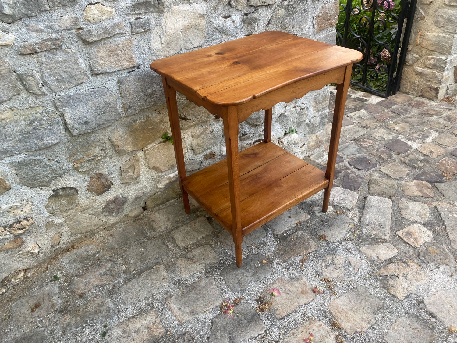 Table trolley in cherry wood late 19th