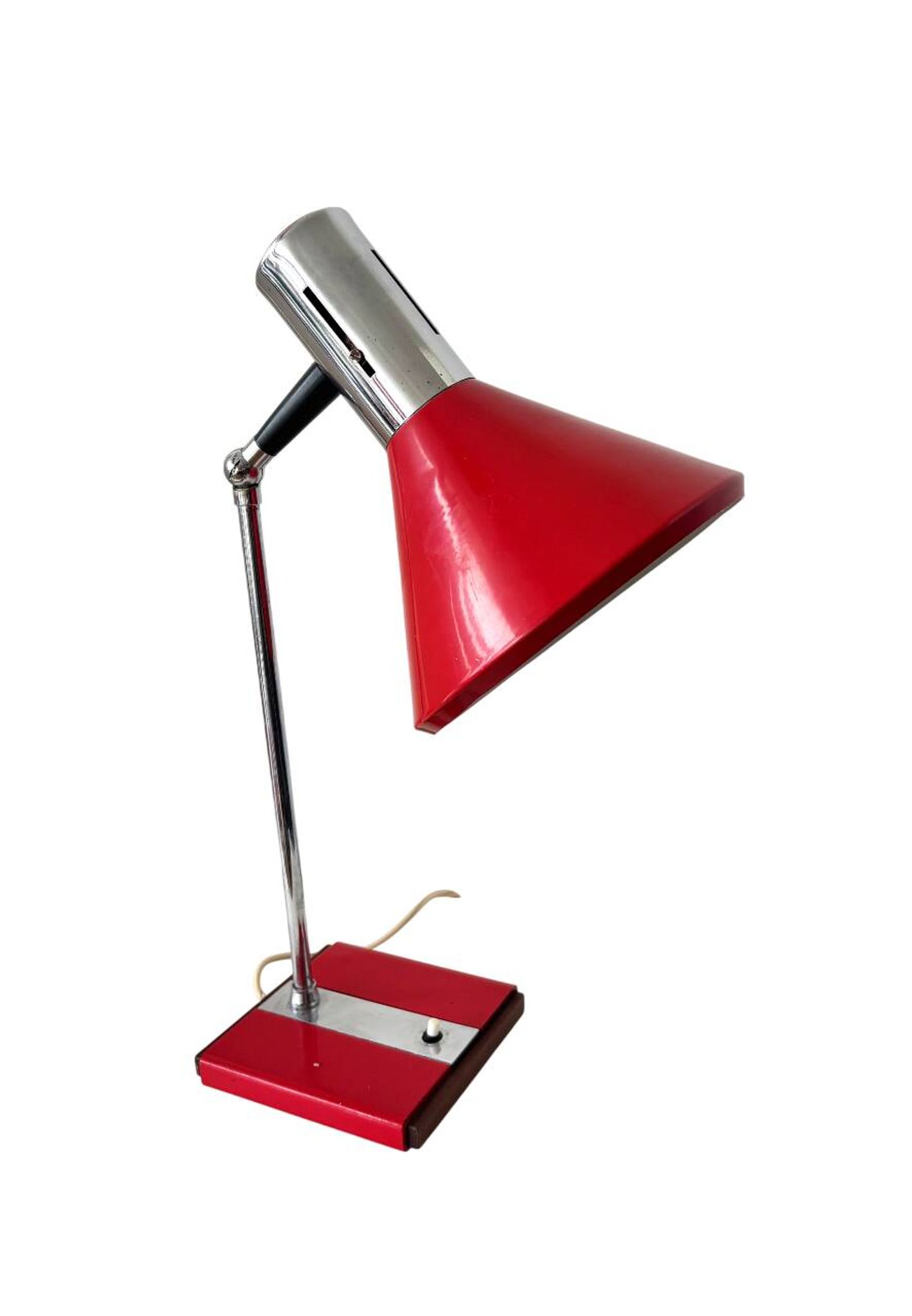 Italian desk lamp in wood and metal from the 1960s.