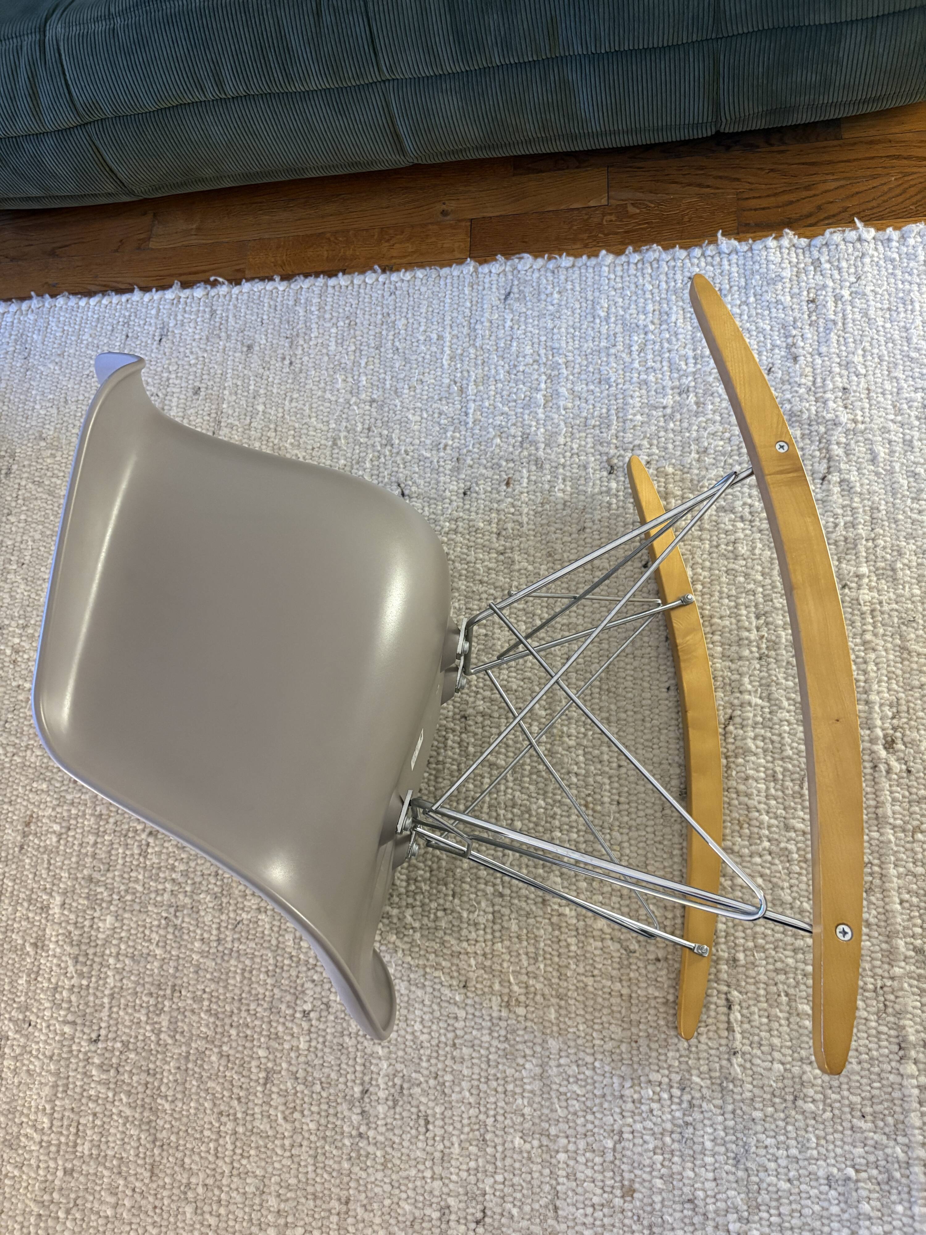 Eames plastic chair