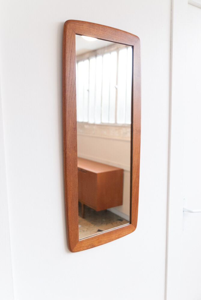 Scandinavian mirror rounded