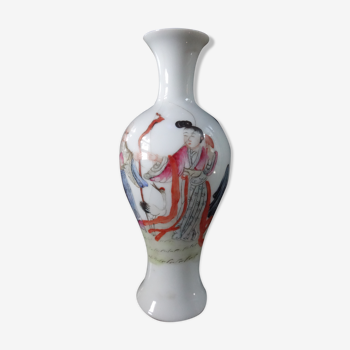 Ancien vase chinois en porcelaine famille rose Chine immortels XIXème
