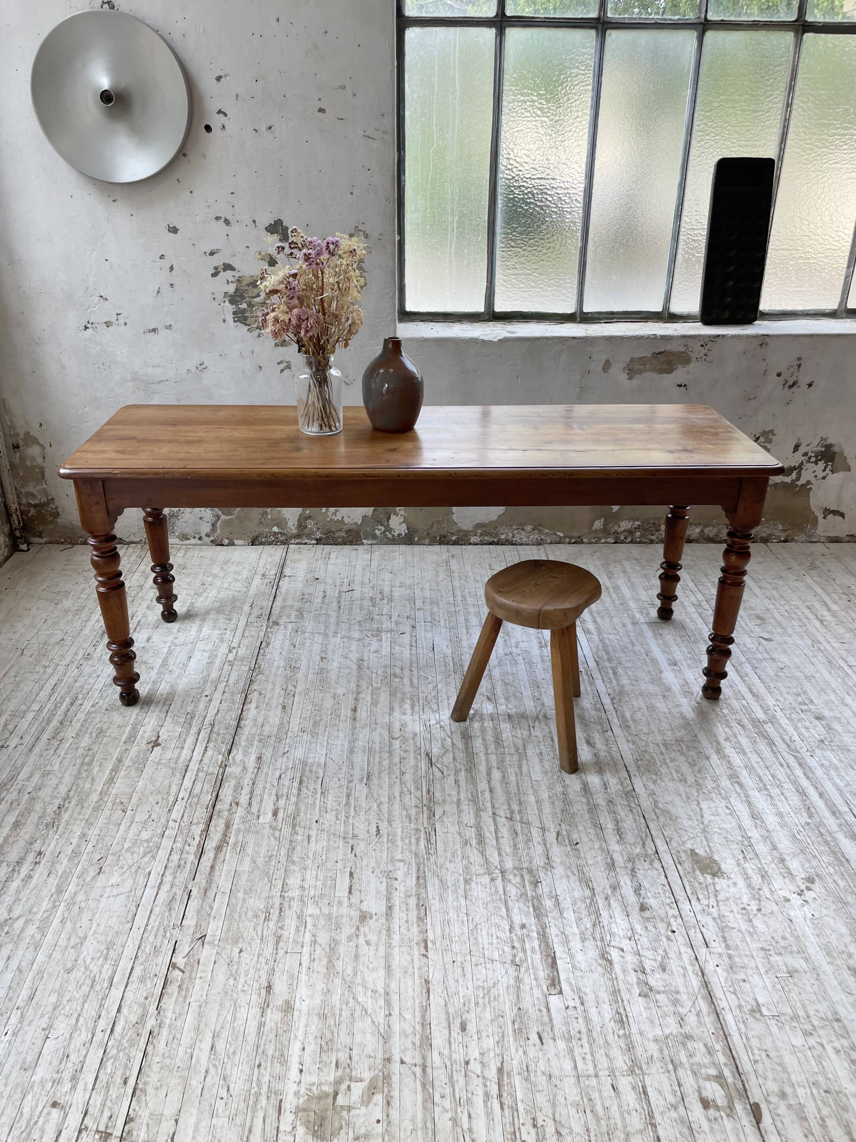Walnut farm table 185 cm