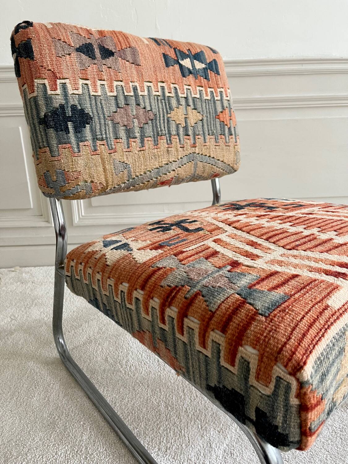 Vintage kilim chair