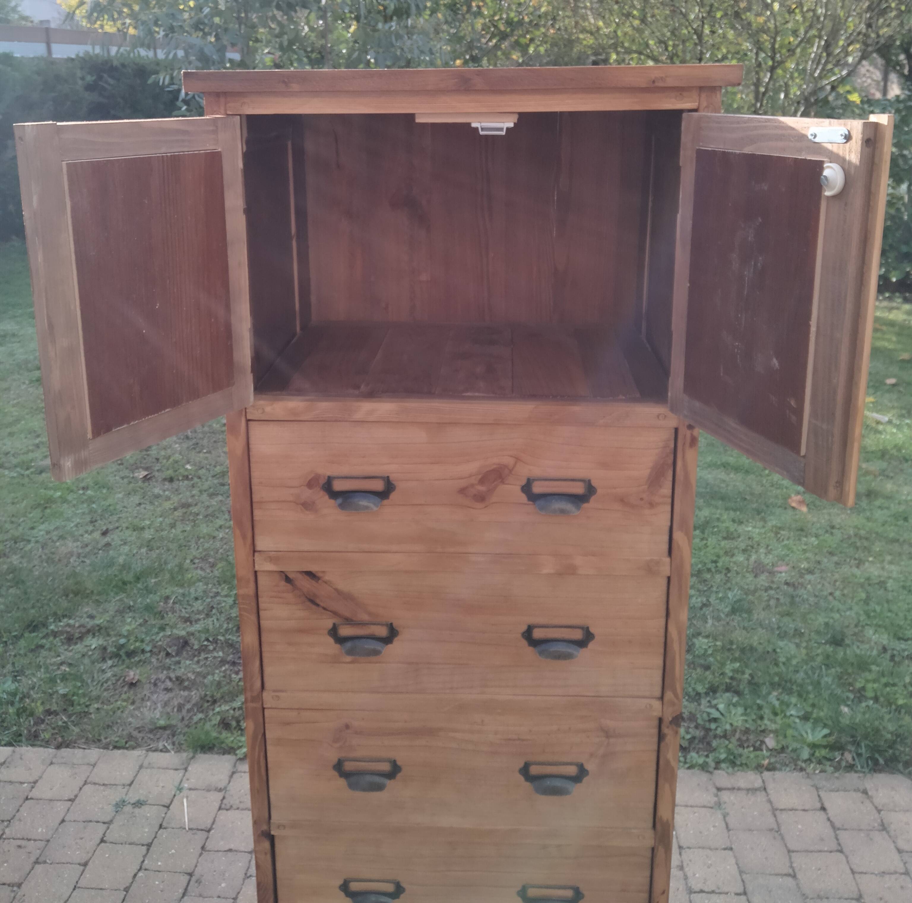 Cabinet de rangement