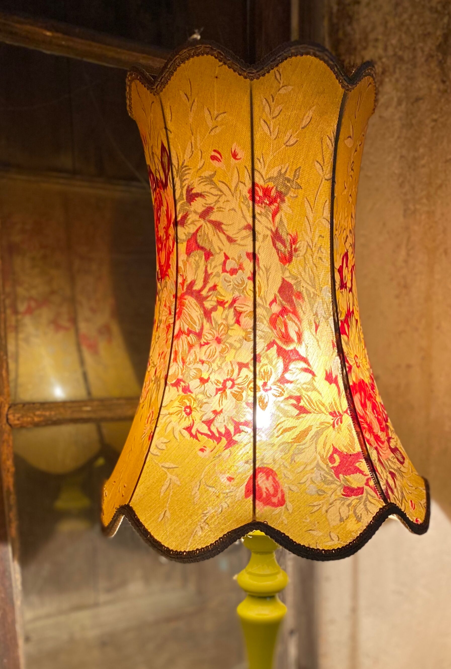 Floral pattern lampshade