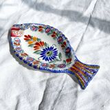 2 earthenware fish dishes