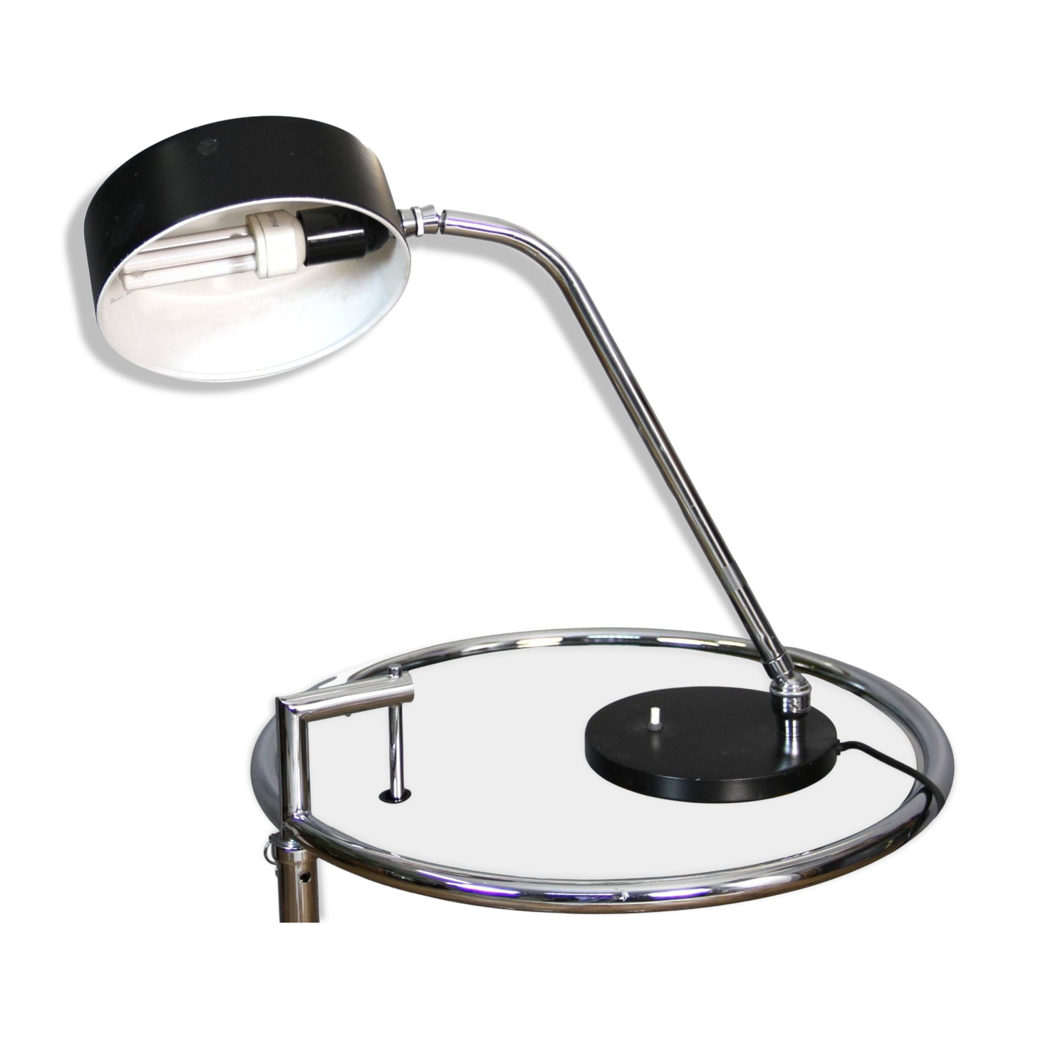 Model 900 lamp, Maison Jumo