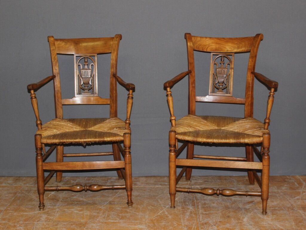 Pair of straw armchairs in cherry wood Directoire early XIX