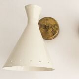 Pair of Italian wall lights in brass and lacquered iron, 1950s design.