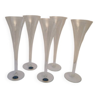 Romanart champagne flutes, mouth-blown, engraved grapes